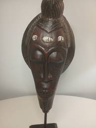 Vintage Hand Carved Wooden Tribal Bust Mask on Stand. 5.5" X ...