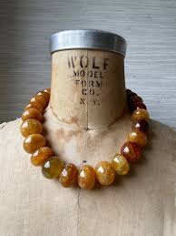 Golden Beryl, Agate, and 18K Gold Necklace | Cure Thrift