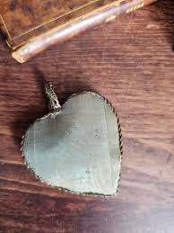 French antique Heart of Mary scapular or ex-voto with ...