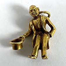 Vintage Italian 18 Karat Yellow Gold Lucky Gobbo Hunchback ...