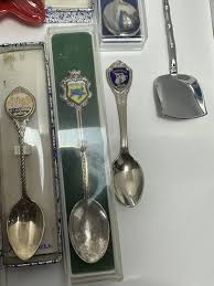 Lot of 20) Gift Collectable Collector Spoon Souvenir USA, Canada, Granada, etc. | eBay