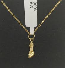 18K Gold Pendant And Chain. Figa, 'Espanta-Meigas' Hand 13.8 ...