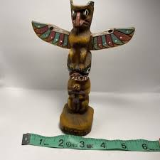Alaska Thunderbird TOTEM POLE Figurine Souvenir 6" TALL ...