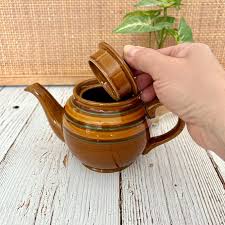 Sadler Mini Brown Betty Teapot - Single Serve | Mid-century ...