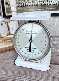 Vintage AMERICAN FAMILY Scale Chippy White Paint Farmhouse Primitive Counter Kitchen 25 Pound - Etsy