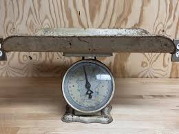 Antique Baby Scale Vintage Boy Girl Baby Weight Checker ...