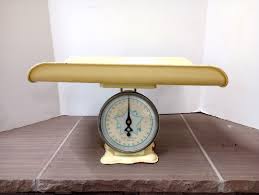 Vintage Columbia Family scale from early 1900 - Vintage baby ...