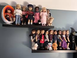 How many dolls could I comfortably fit on this shelf?! : r/americangirl