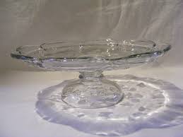 CLEAR GLASS DECORATIVE PEDESTAL CAKE STAND WITH SCALLOPED ...