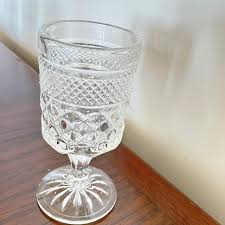 Vintage Wexford Claret Wine Glasses- Set of 4 | Chairish