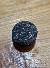 What rock is this? - South France : r/whatsthisrock