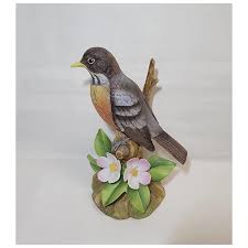 Andrea By Sadek robin figurine No. 9386. For Sale at Ruby Lane