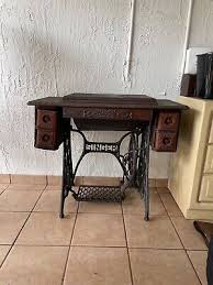 Antique Singer sewing machine and desk. G series serial number. | eBay