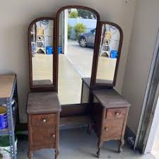 Antique Wooden Wheel West Michigan Furniture Co Vanity for Sale in Hemet, CA - OfferUp