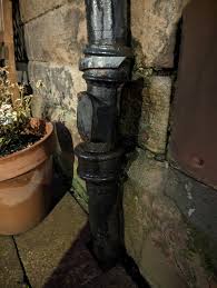 Question about downpipe ownership/responsibility : r/Edinburgh