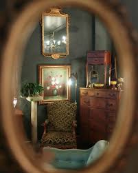 𝐒𝐎𝐋𝐃— Vintage mahogany desk. Solid wood desk with an ornate carved design along the edge of the top. Marked 1949. It has plenty of storage space with a total of 8 dovetailed