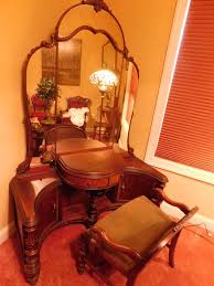 Lot - Antique stylized vanity and bench