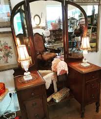Stunning 1930s vanity with a triple mirror! I haven't had ...