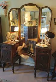 ROMANTIC 1930's TRIPLE MIRROR DRESSING TABLE LOVELY ADDITION ...