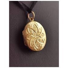 Antique Victorian mourning locket, 9k gold, Blue enamel and pearl . For Sale at Ruby Lane