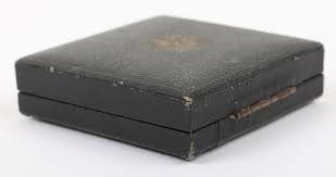 WW2 German Eastern Peoples Decoration 1st Class Without Swords in Gold with Original Case of Issue