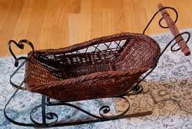 Vtg Large Wicker-wood Sleigh Center Piece Or On Patio With ...
