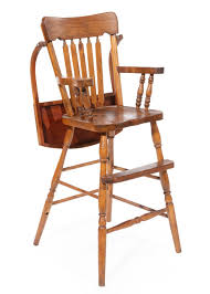 Lot - Oak Child's Highchair