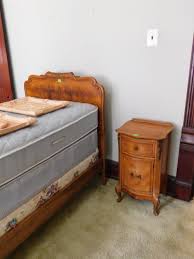 Lot - 7 Pc Louis XVI Style Bedroom Set