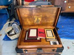 Antique Trunk in Excellent Condition - antiques - by owner - collectibles sale - craigslist