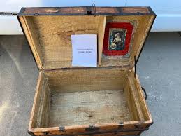 ANTIQUE STEAMER BAGGAGE TRUNK - antiques - by owner - collectibles sale - craigslist