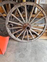 I Have a Whole Lot of Vintage Glassware .. Vintage Glass Canisters all Sizes 3 Anchor Hocking Syrup Glasses... 1960s Princess House Decanter ... Several Pieces of Sabin Crest of Gold Pieces ...