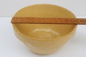 big old yellow ware pottery mixing bowl 12 inch diameter, 1920s vintage Ransbottom Roseville?