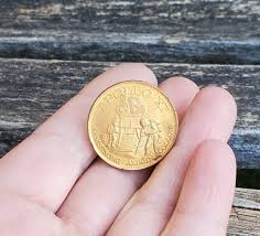 Vintage Apollo Coin Pin. NASA Pin. Collectable Americana ...