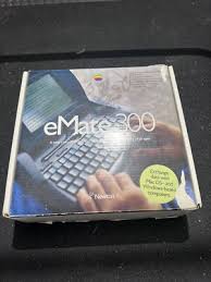 Newton eMate 300 with Original Box Power Adapter Manuals Pen ...