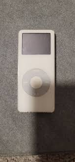 Apple A1137 iPod Nano 1st Generation 1 GB White | eBay