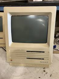 Vintage Apple Macintosh SE Computer With Dual Floppy M5011 ...