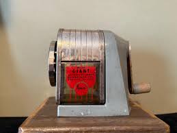 Vintage APSCO Deluxe Giant Pencil Sharpener: Retro ...