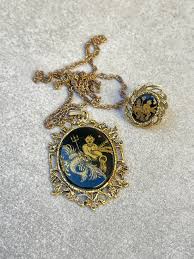 Aquarius Zodiac Pendant Cameo Necklace + Matching Ring Vintage Jewelry Set - Etsy