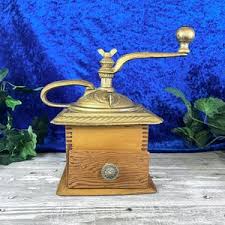 Vintage Coffee Grinder, Fingerjoint Dovetail Corners ...