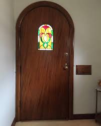 I love vintage architecture with the rounded arch top door ...