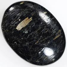 23.50 CTS RARE NUUMMITE - OLD GEM