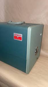 Lot - ARGUS 300 Automatic 35mm Slide Projector