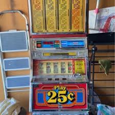 Vintage Slot Machine for Sale in Garden Grove, CA - OfferUp