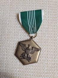 Vintage US Army Commendation Medal Military Service Award Green White Ribbon USA - pre-owned---good · Whatnot: Shop, Sell, Connect