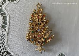 Vintage ART Gold Tone Christmas Tree Pin Brooch with Rhinestones | The Pink Rose Cottage