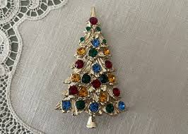 Vintage Gold and Rhinestone Christmas Tree Pin Brooch | The ...