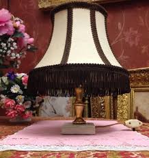 Brocante tafellamp retro,lampvoet goud,creme lampenkap ...