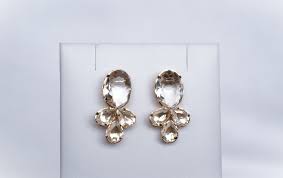 Brinco de pedraria gotinhas Dama - Ágape Acessórios