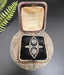 Antique 18ct Gold and Platinum, Edwardian Open Work Diamond Marquise Ring For Sale at 1stDibs