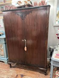 $219 59”H x 20”D x 37”W